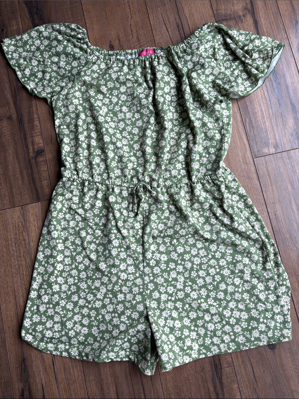 Zunie Girls’ Green Floral Off-Shoulder Romper